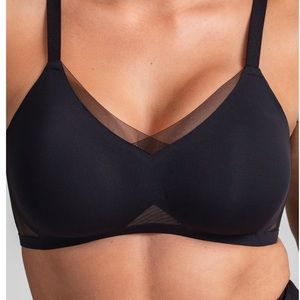 Honeylove crossover bra, size M